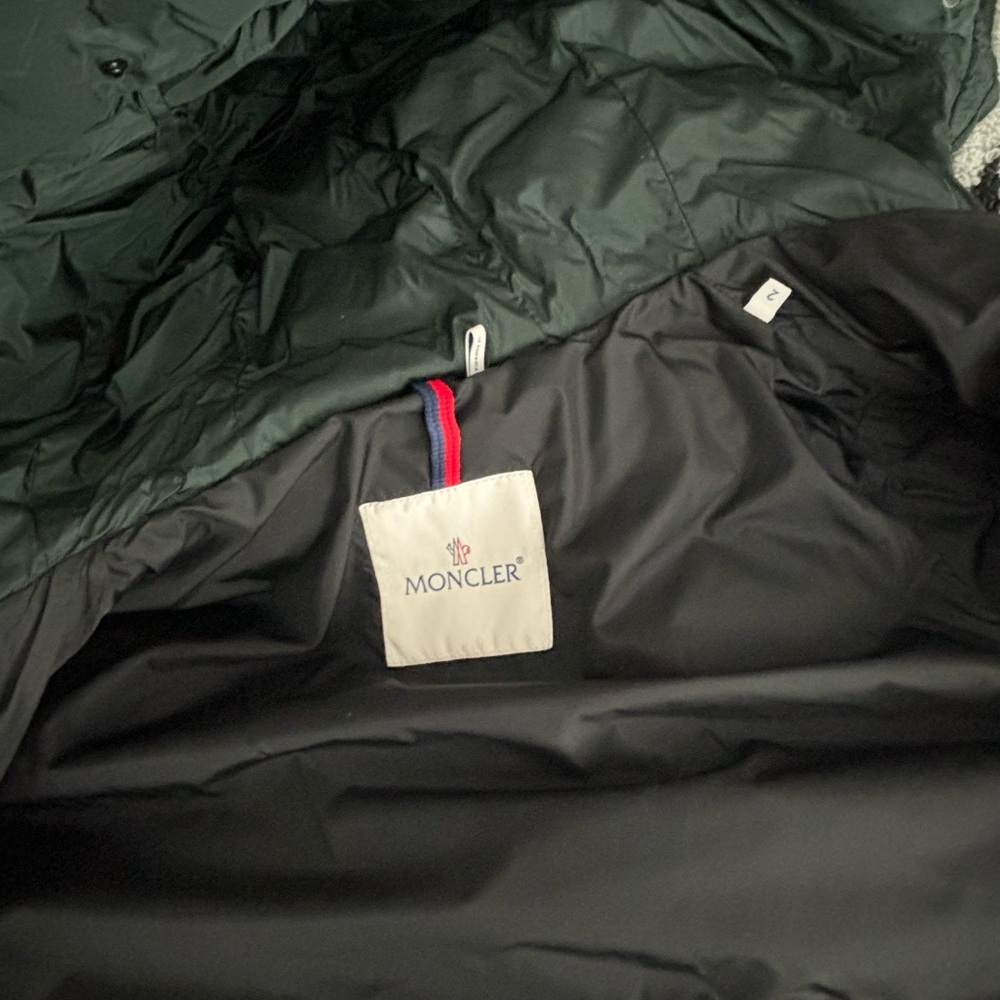 Moncler down jacket - Picture 3 of 10
